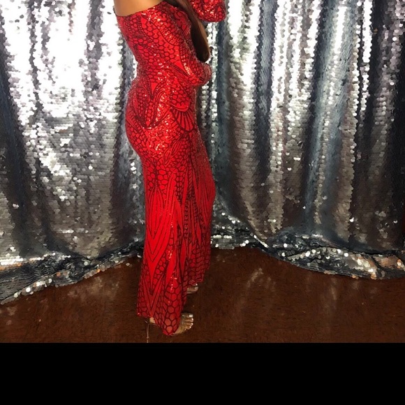 Fashion Nova Dresses & Skirts - Red fashion nova prom dress